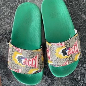 Authentic Kid Gucci slides!